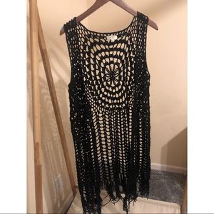 Umgee black fringe crochet vest duster jacket